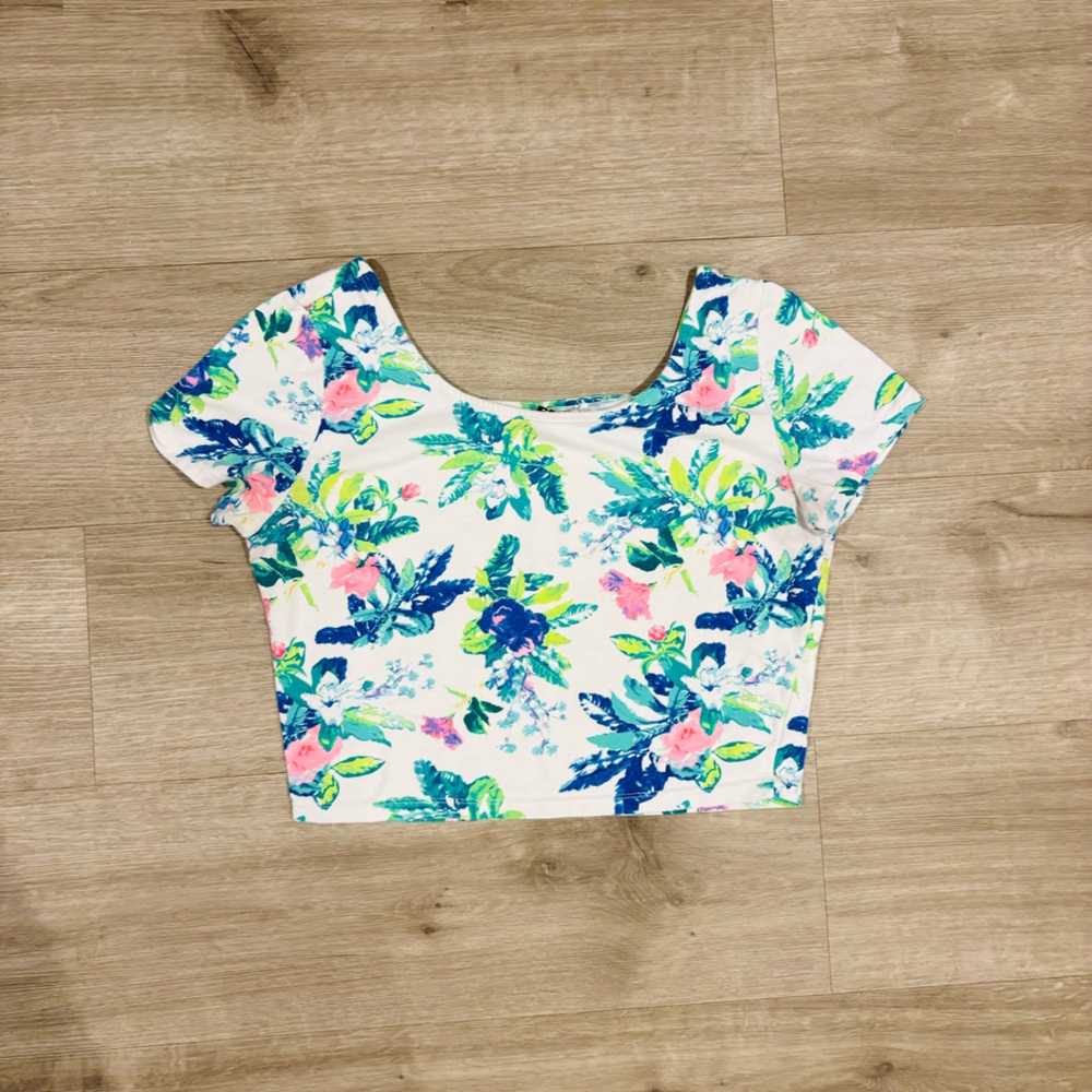 Floral Print H&M Cropped Tee